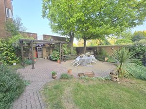 Photo 17- click for photo gallery